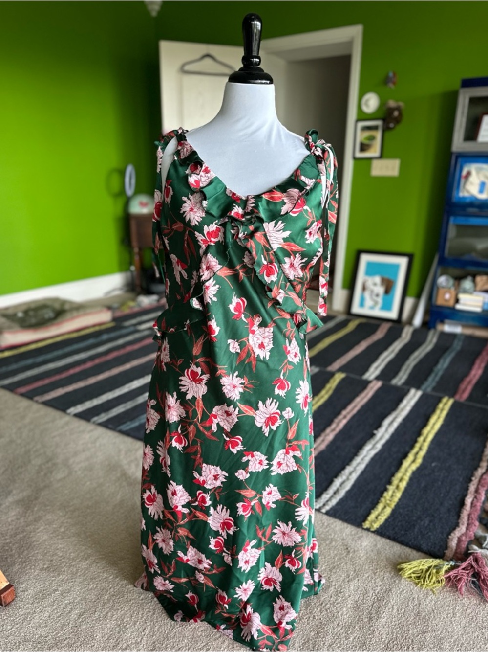 Baevely Plus Size Floral Green Slip Dress with Pink Blossom Print